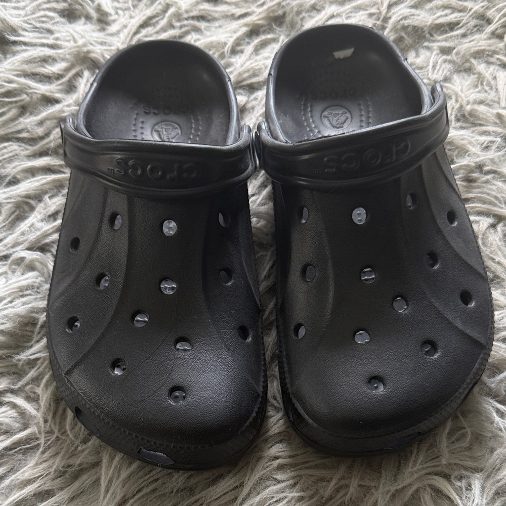 CROCS women’s Black Sandals